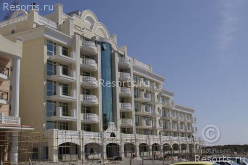 Sunset Resort 7